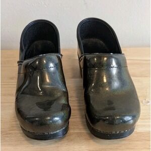 DANSKO Sz EU 39 US 8 Oil Slick Iridescent Professional Nurse Clog Shoe Workwear